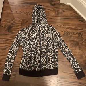 Light north face jacket for the fall or winter!